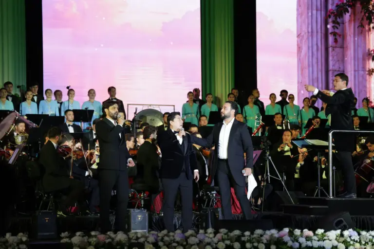O‘zbekiston Davlat simfonik orkestri konserti — Surat 25